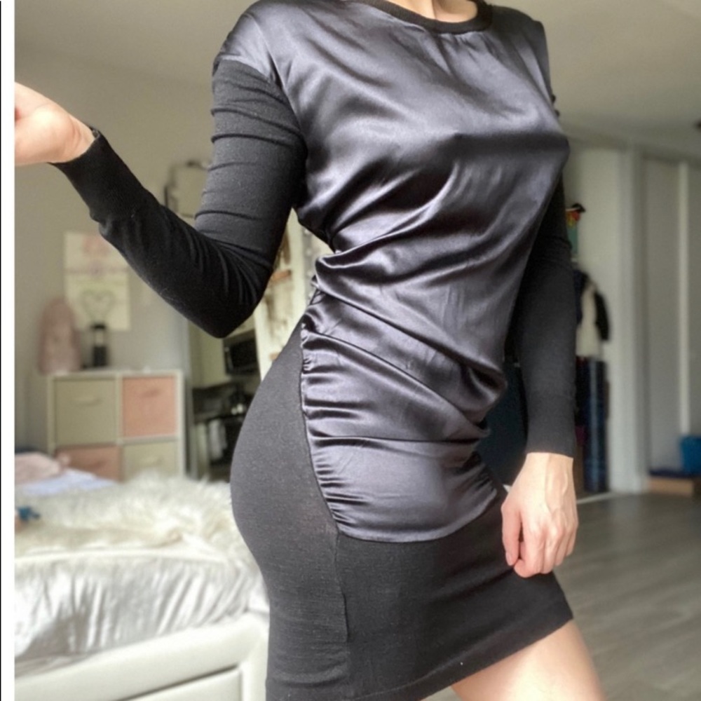 NEW POLITIX Open back dress